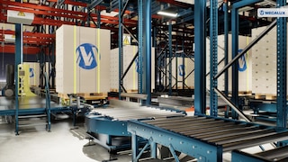 3D-shuttle navigeerimine riiulite vahel