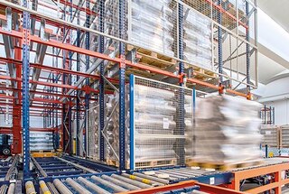 Automaatne Pallet Shuttle lühiajalise ladustamise puhvrina