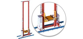 Kaubaaluste virnastuskraana liigub töövahekäigus üles ja alla