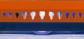 Autonoomse mobiilse roboti kuus ratast tagavad selle stabiilse liikumise