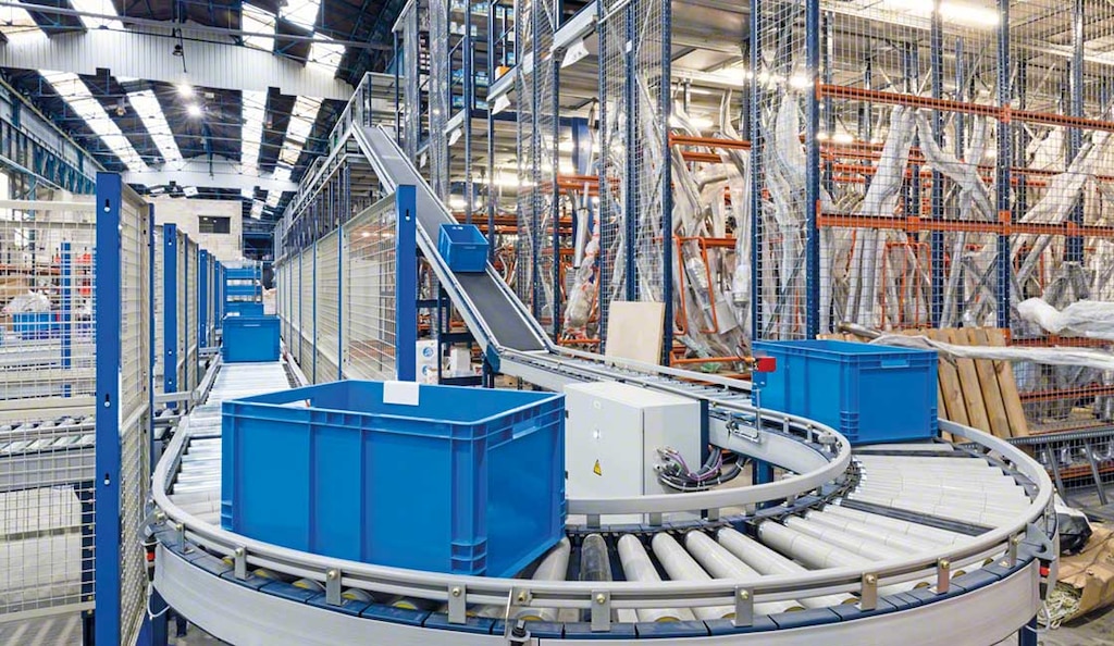 Peamine erinevus push- ja pull-süsteemide vahel seisneb tootmisprotsessi alguses