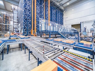 Eva Ponce rõhutab automatiseeritud ladustamis- ja eemaldussüsteemide (AS/RS) tähtsust omnikanali logistikas