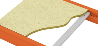 Kaubaaluste riiulitele saab paigaldada puitlaastplaadist riiuleid