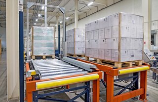 Kontrolljaamades veendutakse, et kaubaaluste kaal, mõõtmed ja seisukord vastavad süsteemi nõuetele