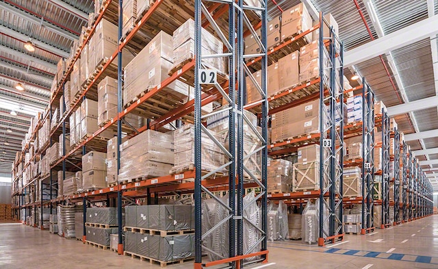 Leroy Merlini ladu kodukäsitöö- ja aiandustoodetega