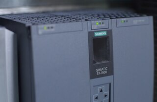 SIMATIC Robot Pick AI nägemistarkvara töötab SIMATIC S7-1500 PLC-l