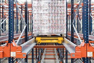 Süstik transpordib kaubaaluse sügavaimasse vabasse kohta